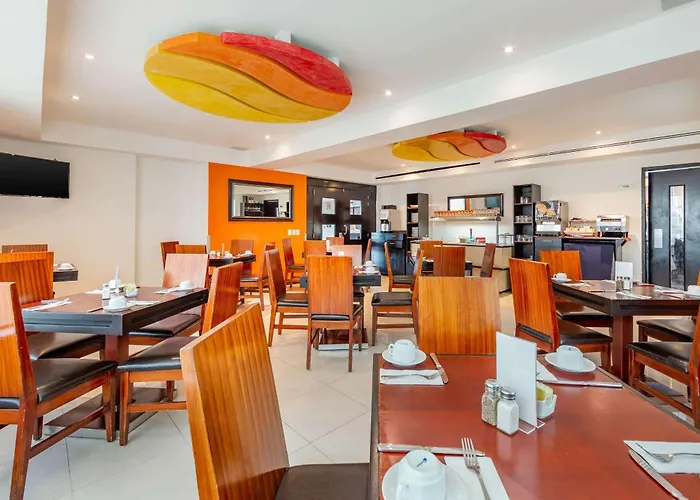 Comfort Inn Cancún Aeropuerto